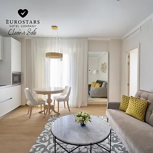 Tandem Soho Apartment
