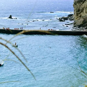 https://apartamento-playa-alojera-1-linea.in-canary-islands.com
