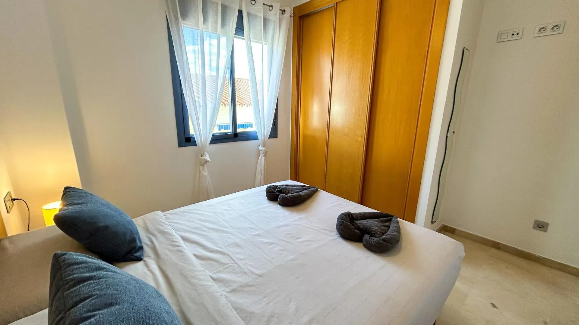Apartamentos Varadero On The Beach La Cala Del Moral Spain